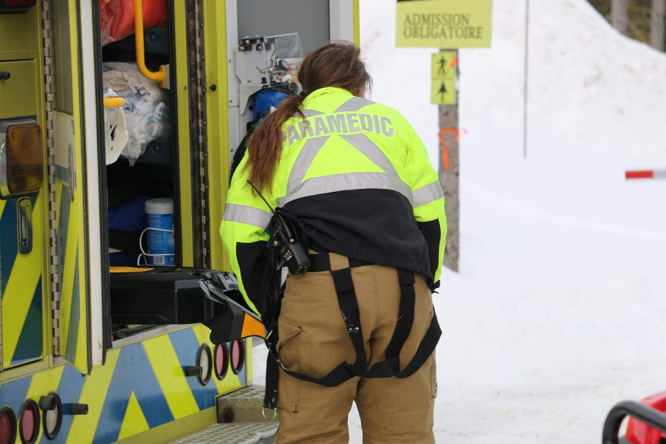 Les techniciens ambulanciers dans le feu de l'action