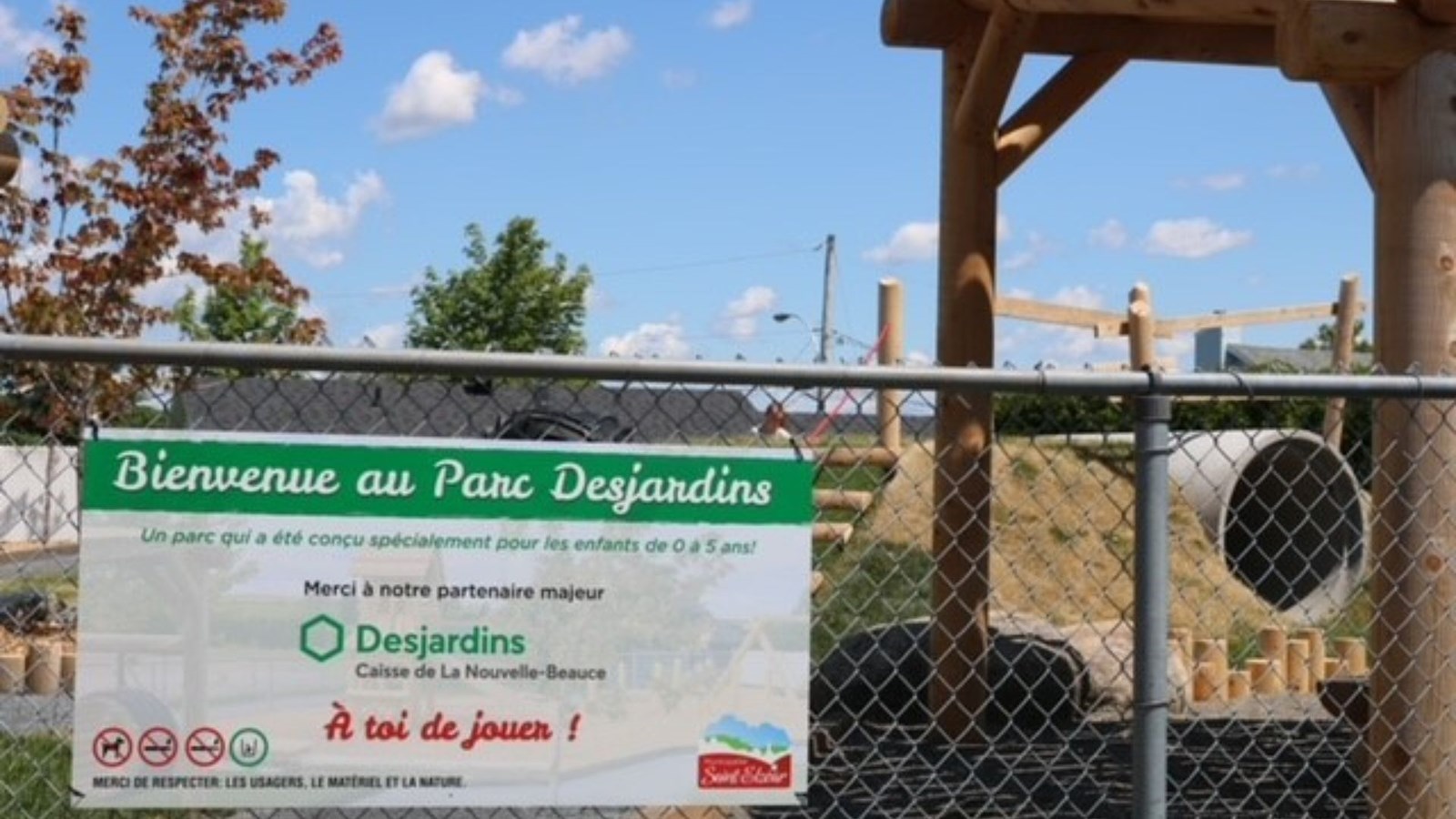 Saint-Elzéar inaugure le parc Desjardins 