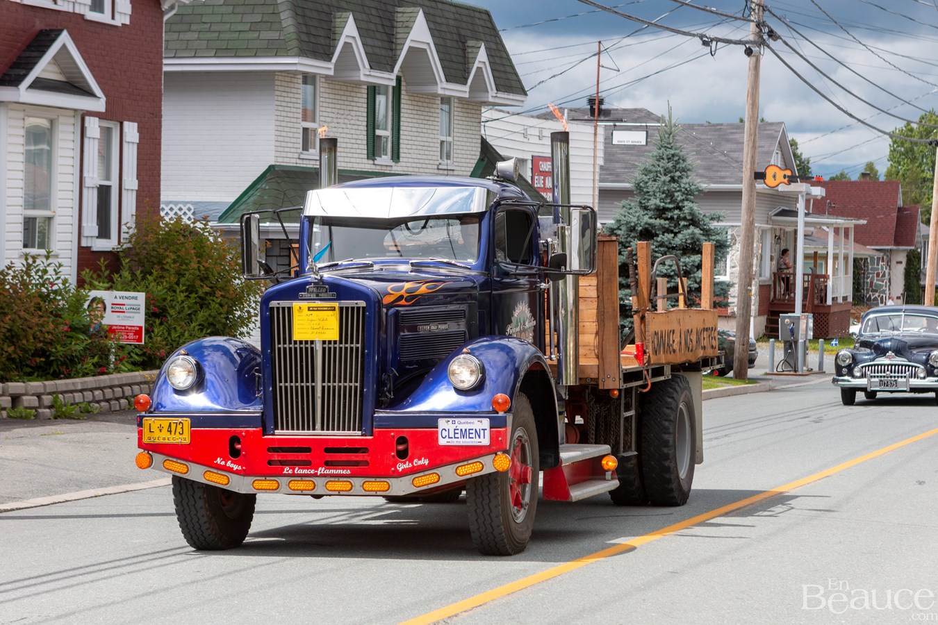 La parade de voitures anciennes de Nashville en Beauce 2022 en images