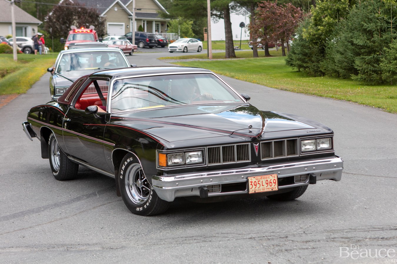 La parade de voitures anciennes de Nashville en Beauce 2022 en images