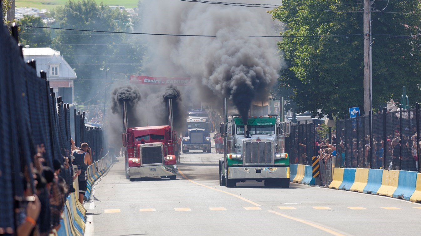 L'accélération de camions de Saint-Joseph en images