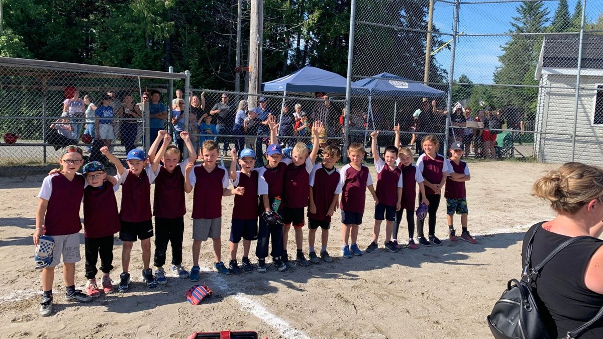 Le tournoi de la ligue de balle donnée Haute-Beauce récolte 10 000$