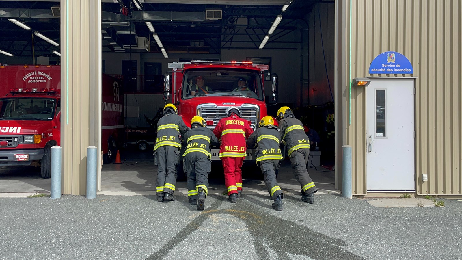 Cérémonie « push-in »
