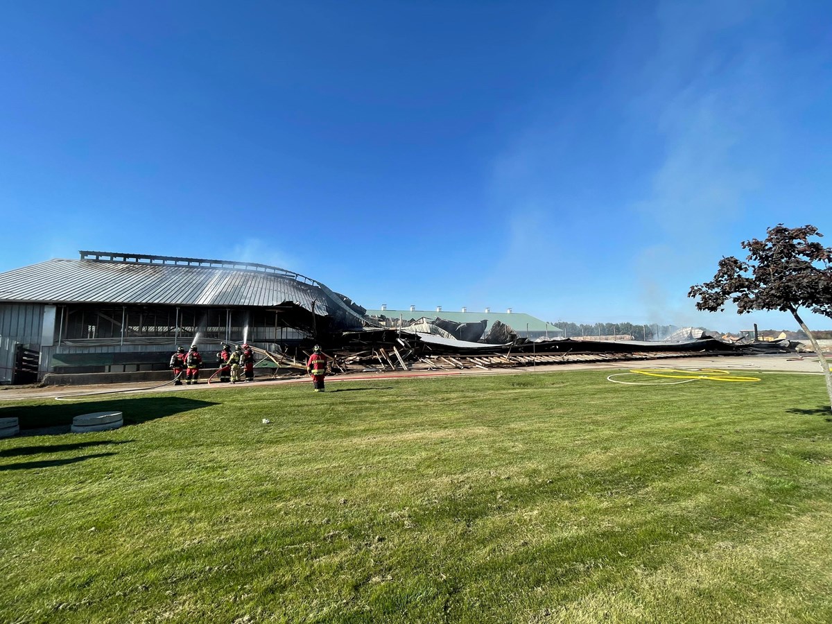 Un bâtiment agricole incendié à Saint-Lambert-de-Lauzon