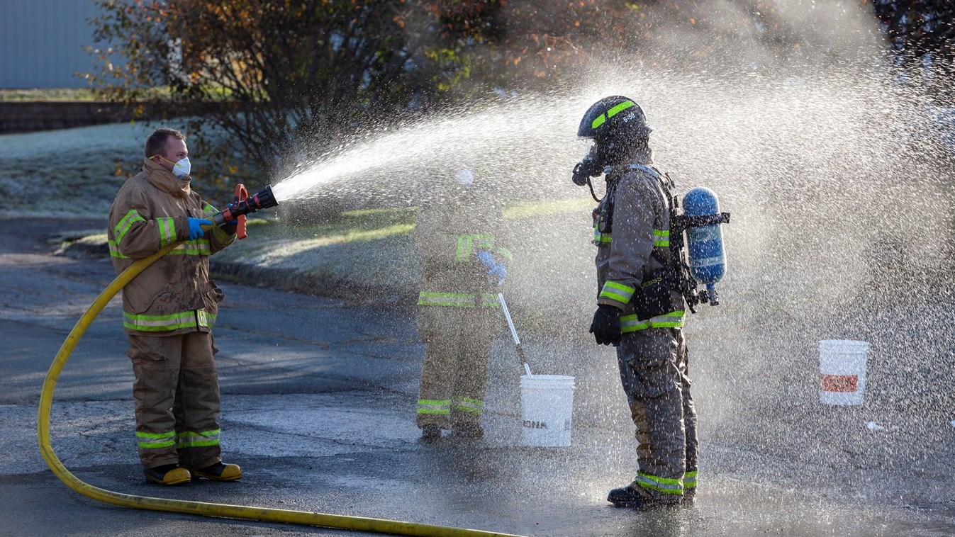 Incendie d'un garage résidentiel: plus de 100 000$ en dommages