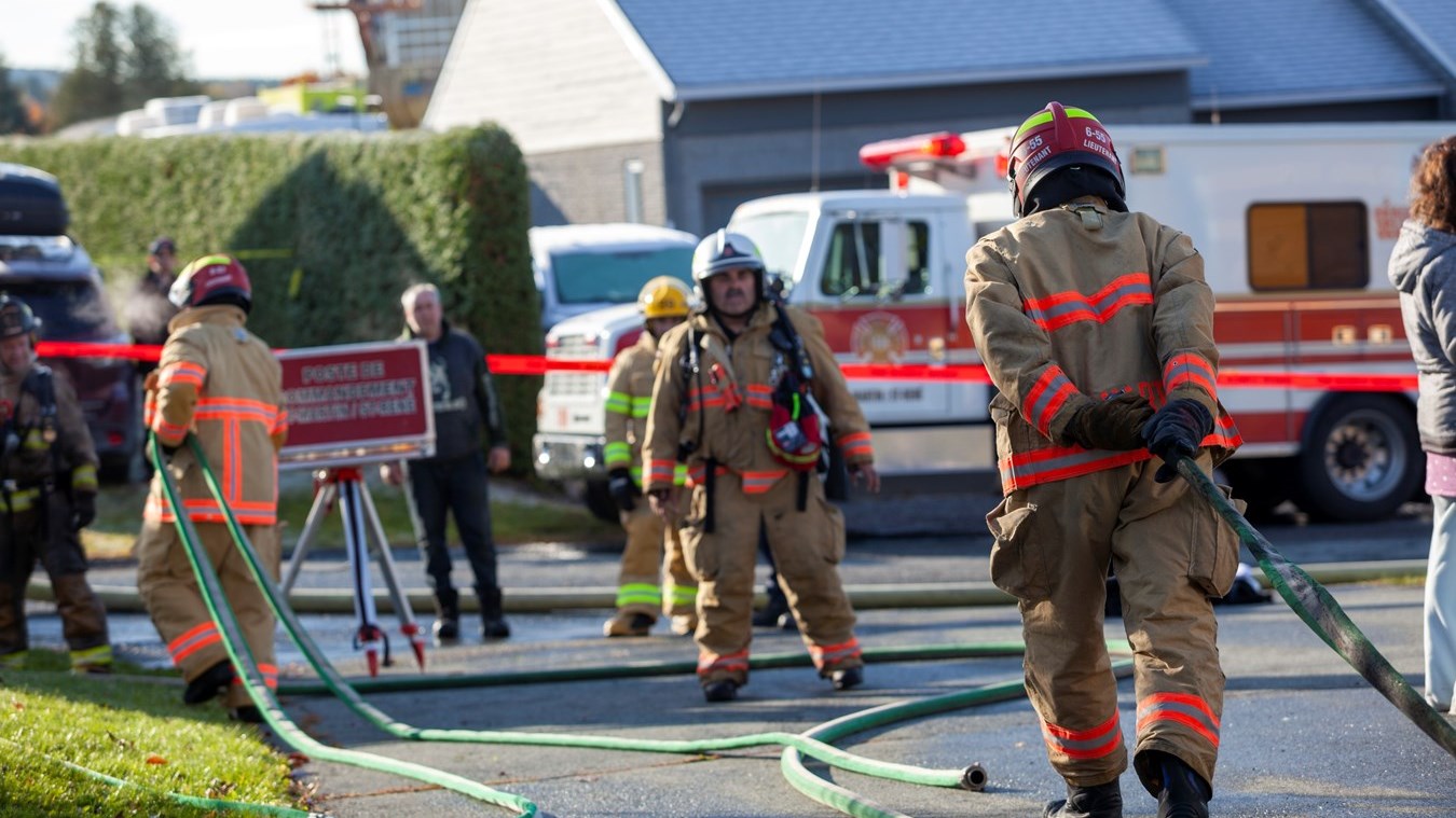 Incendie d'un garage résidentiel: plus de 100 000$ en dommages