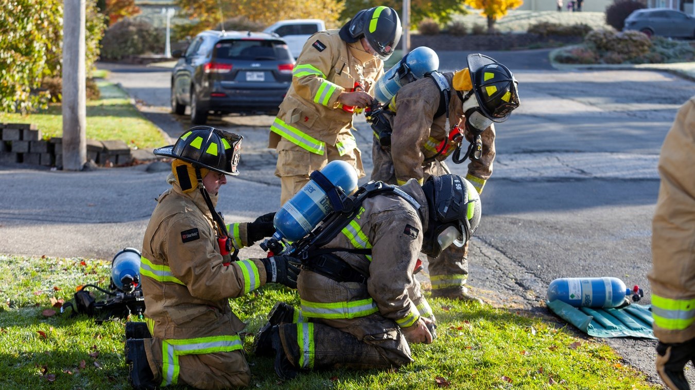 Incendie d'un garage résidentiel: plus de 100 000$ en dommages