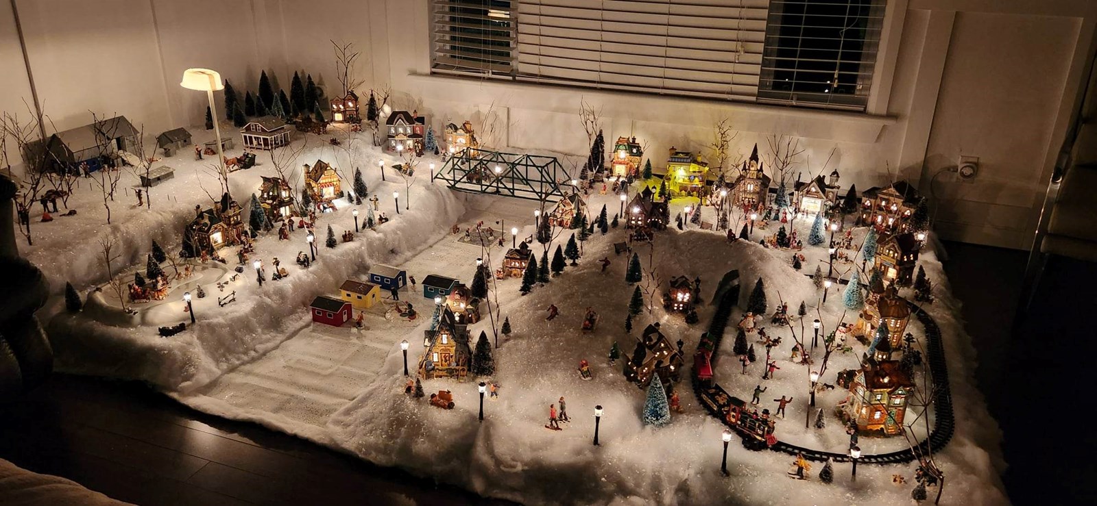 Visitez le village de Noël de Martial Quirion