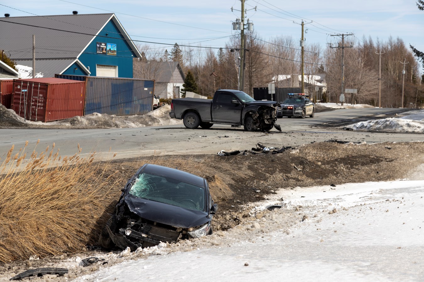 Deux collisions frontales à Saint-Georges et Saint-Honoré-de-Shenley