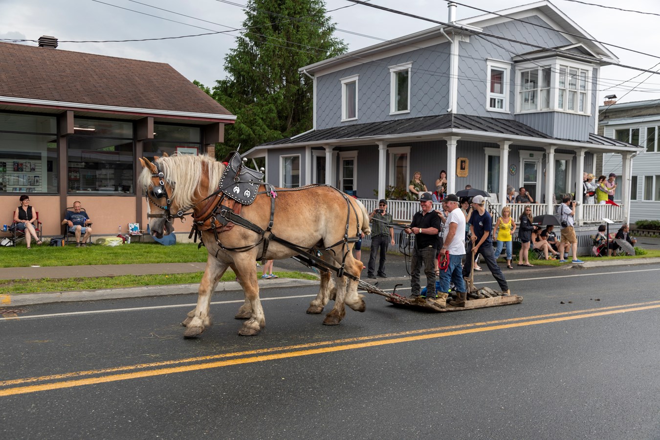 La parade de Saint-Honoré-de-Shenley en photos et en vidéo