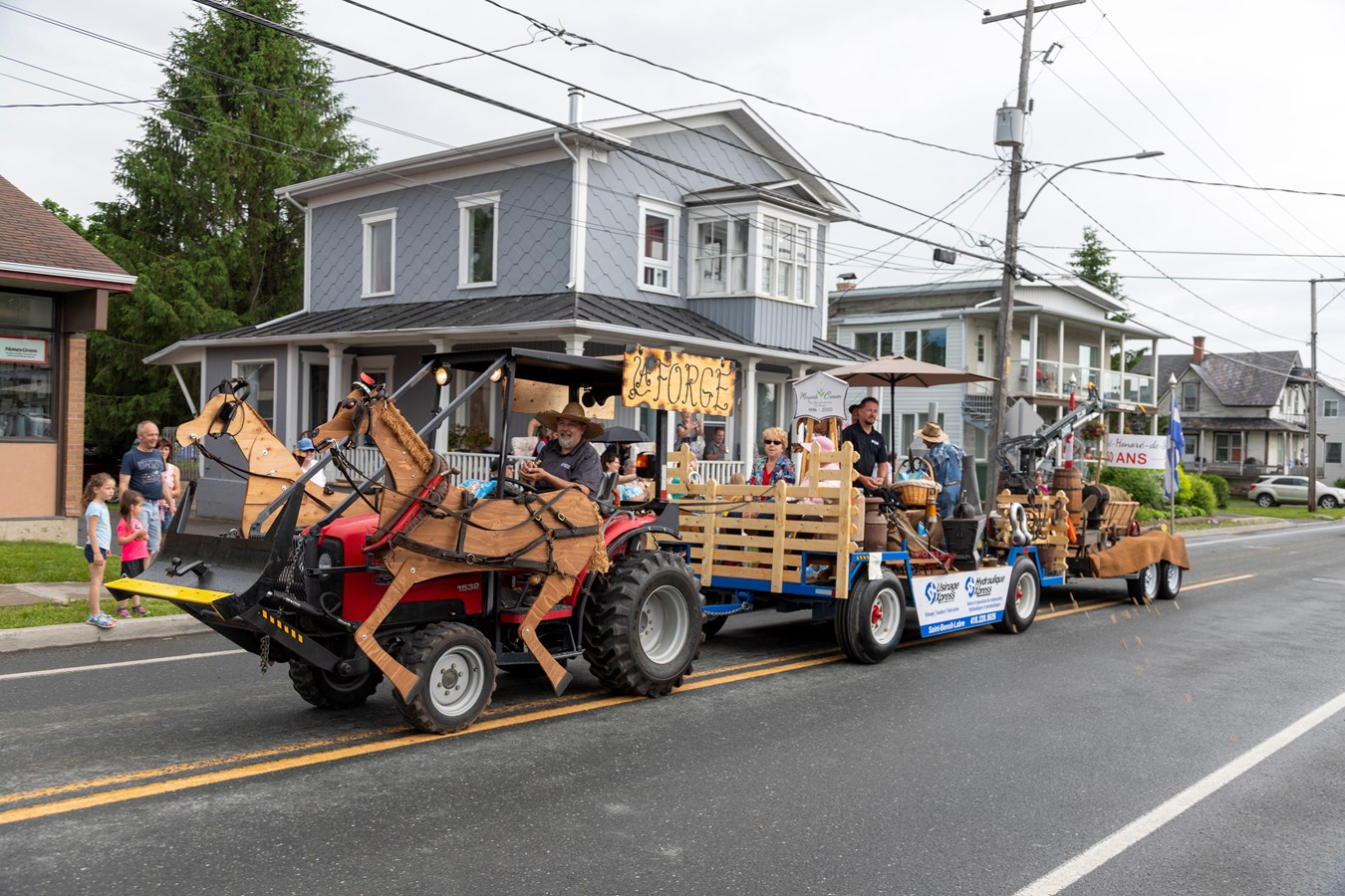 La parade de Saint-Honoré-de-Shenley en photos et en vidéo