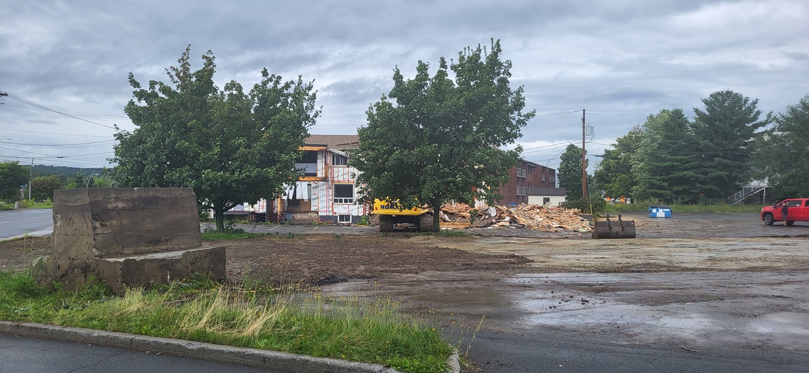 Saint-Georges: un troisième bâtiment démoli sur la 1re avenue