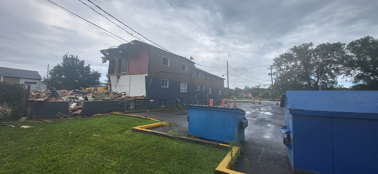 Saint-Georges: un troisième bâtiment démoli sur la 1re avenue