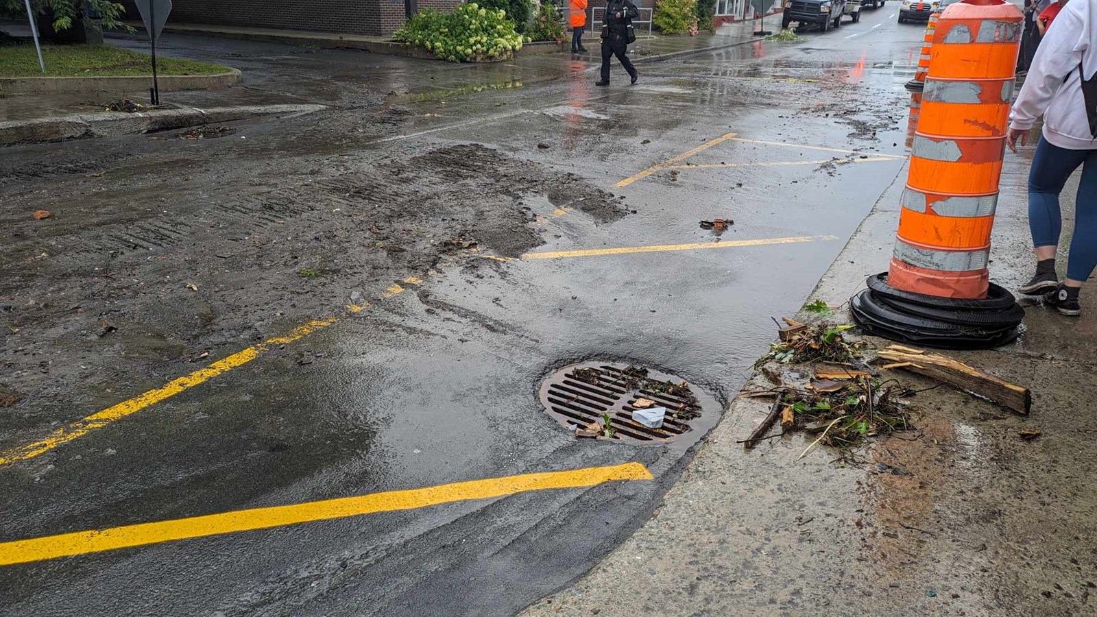 Saint-Georges: inondation sur la 1re avenue