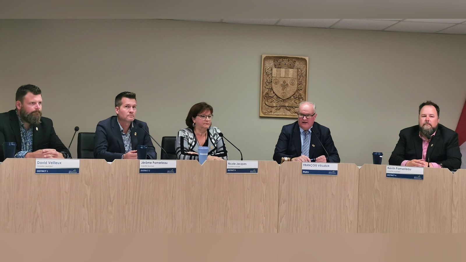 «On tourne la page» — Le maire François Veilleux