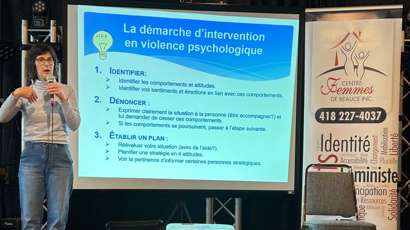 Isabelle Côté lors de sa conférence