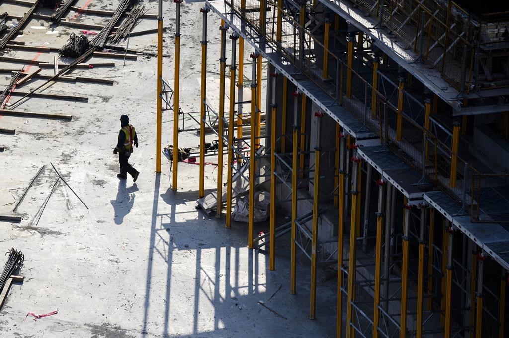Réforme de la construction: Boulet veut aussi «repenser la mission» de la CCQ
