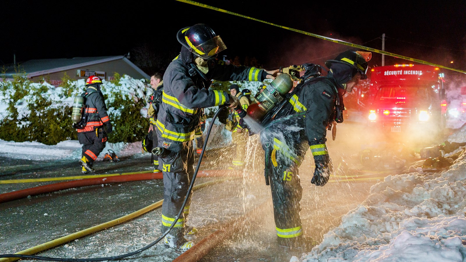 Un garage résidentiel ravagé par les flammes à Notre-Dame-des-Pins