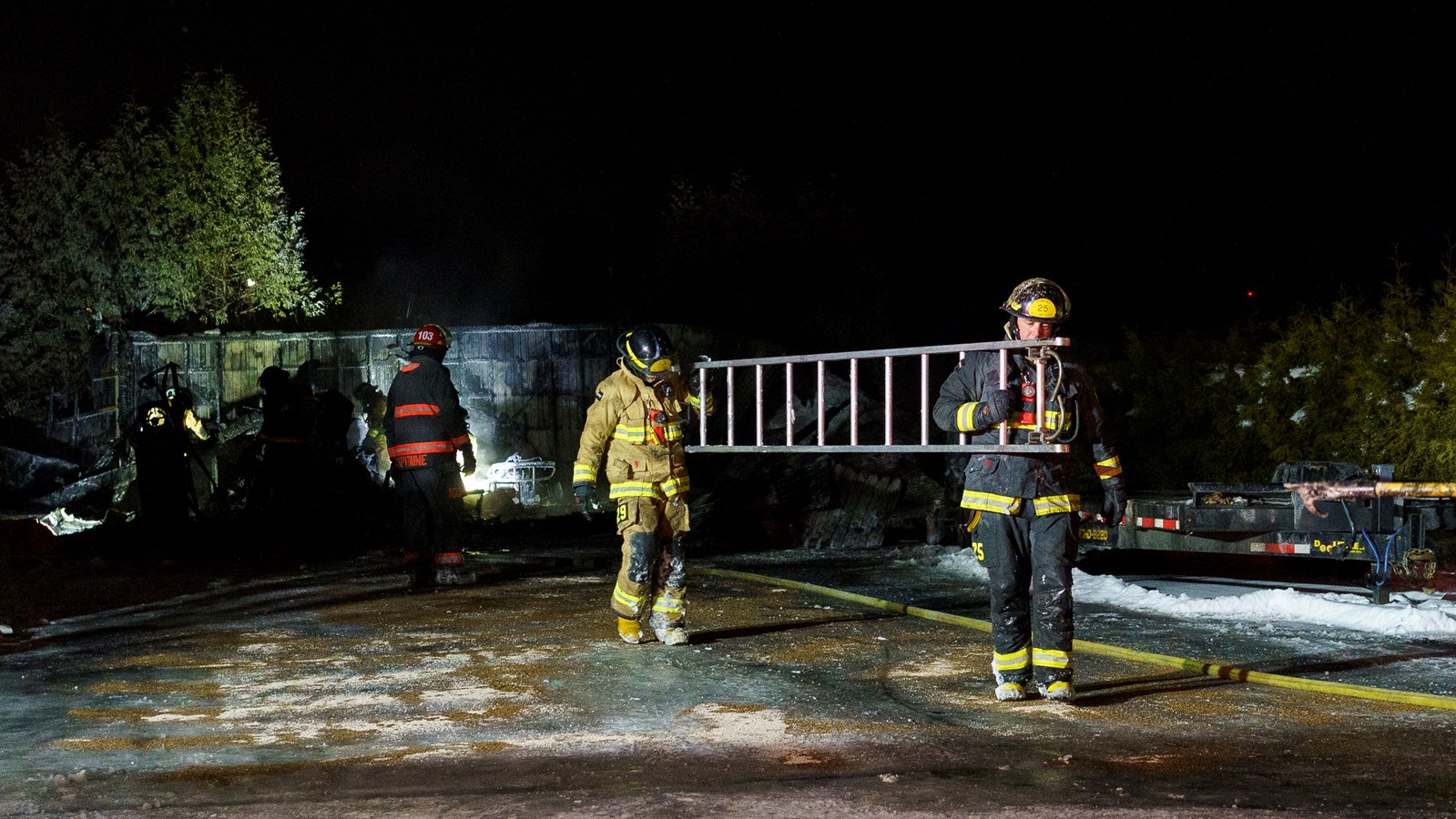 Un garage résidentiel ravagé par les flammes à Notre-Dame-des-Pins