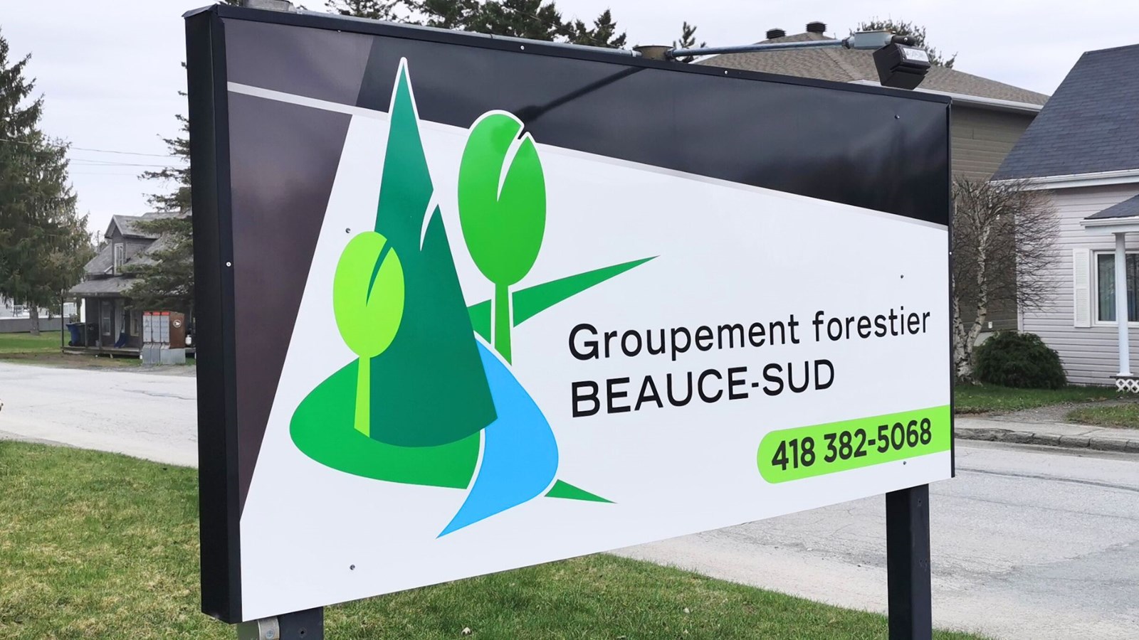 Les bureaux du Groupement forestier Beauce-Sud Inc. sont situés au 34, 4e Rue Ouest à Saint-Martin.