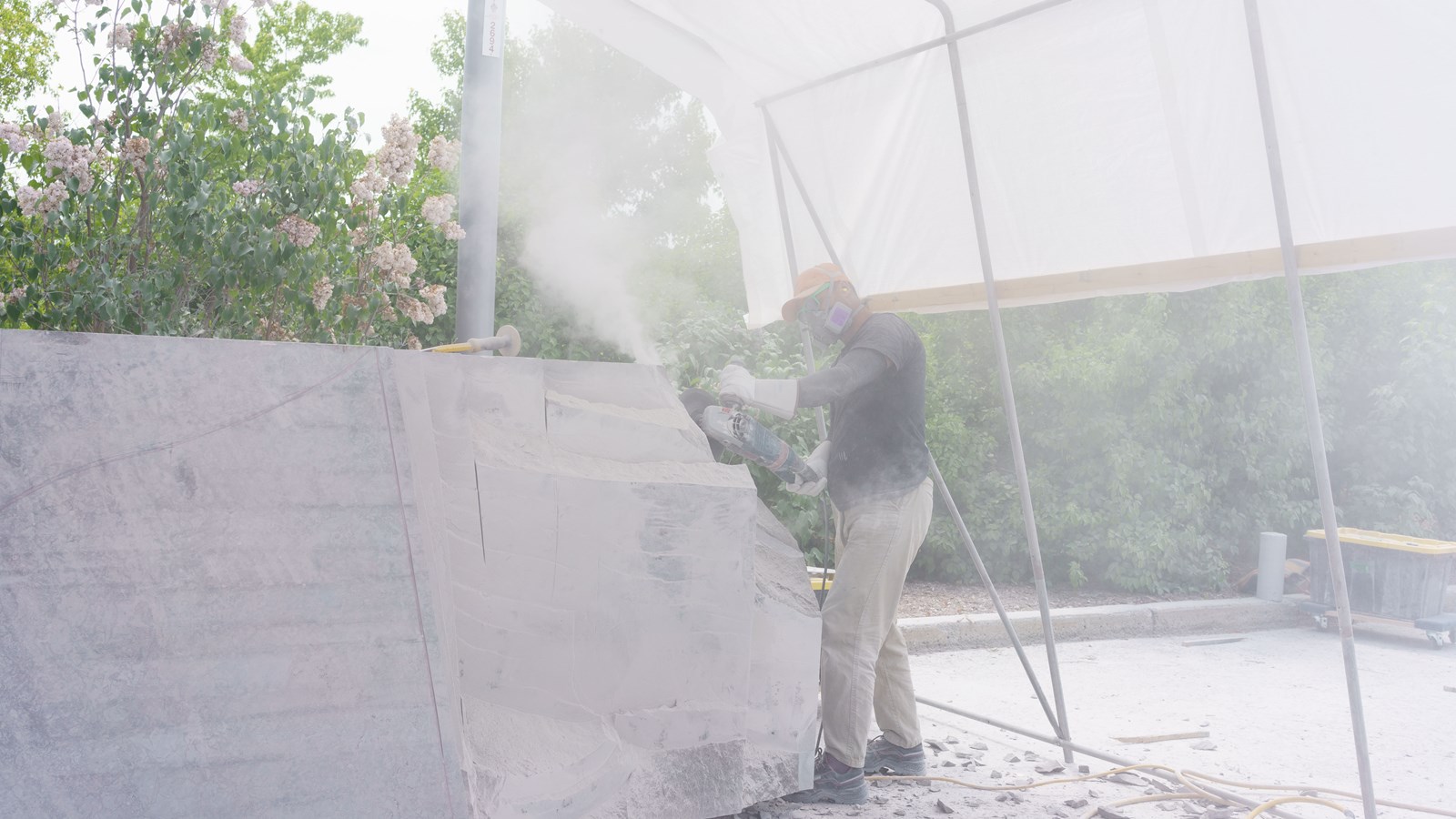 Beauce art: les sculpteurs achèvent leur travail
