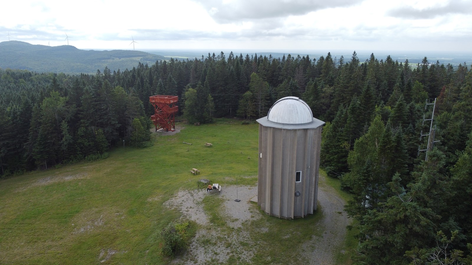 L’Observatoire du Mont-Cosmos : un joyau astronomique et unique en Beauce