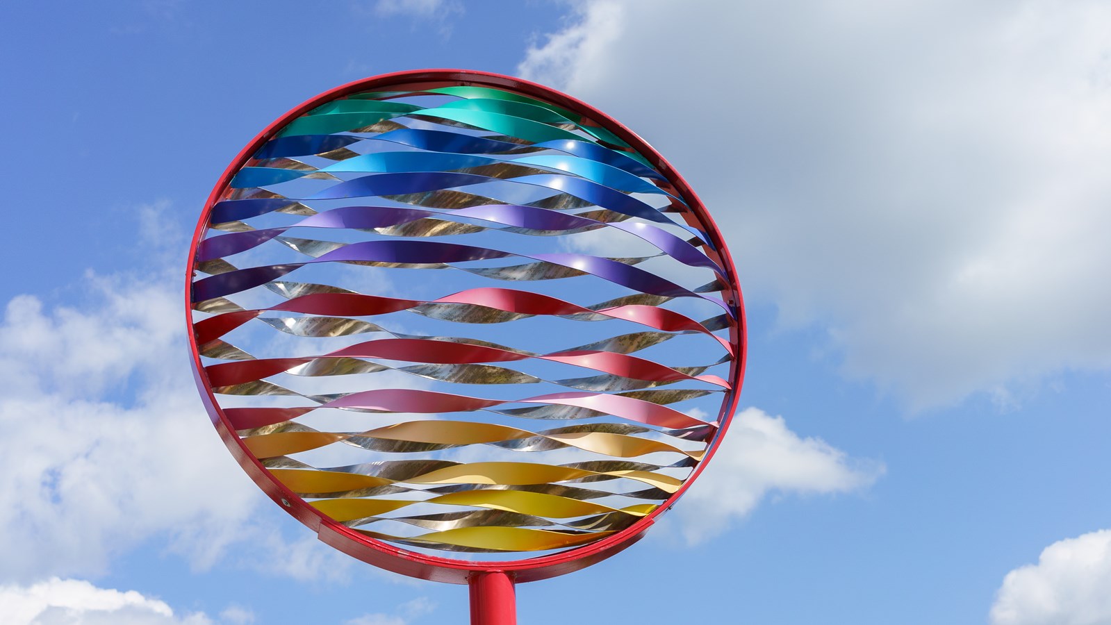 Vasil Nikov (Laval, Québec): Lollipop rayonnant