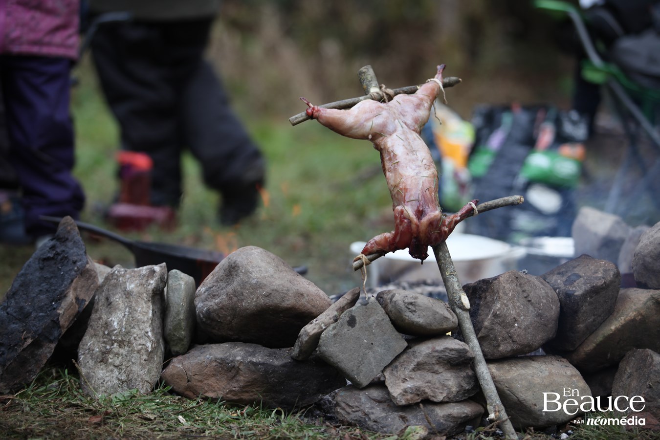 En Beauce, « Repères Sauvages » ravive l’art de la cuisine en pleine nature