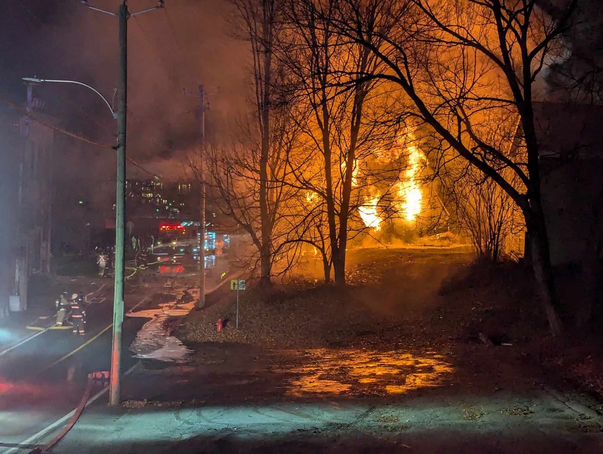 Un important incendie ravage une maison à Saint-Georges