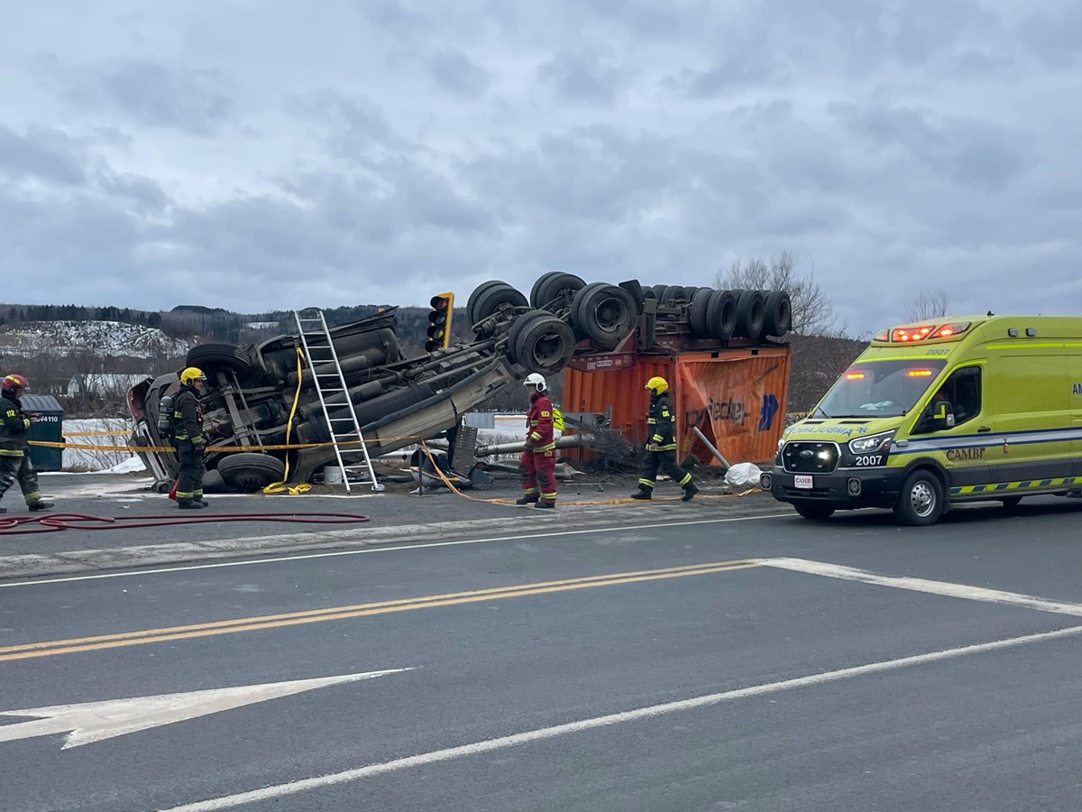 Une femme gravement blessée dans un accident à Vallée-Jonction