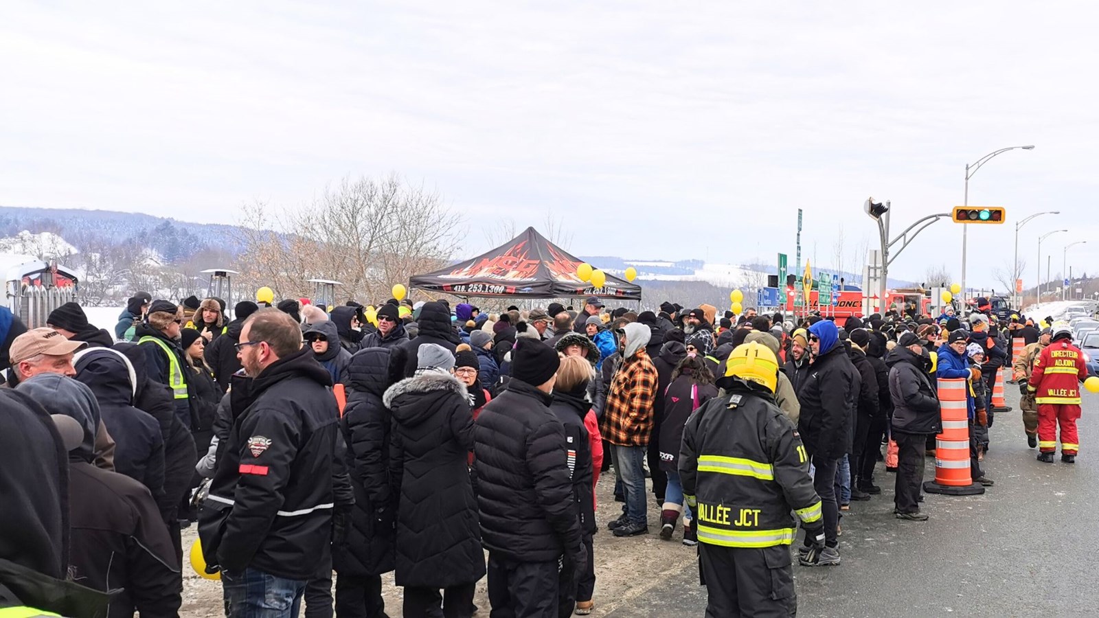 Environ 300 personnes étaient présentes au rassemblement.