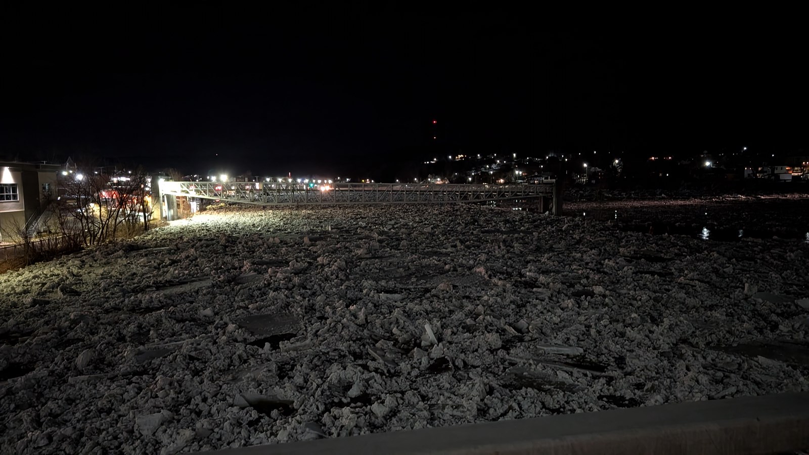 Mouvement des glaces: inondations à Beauceville