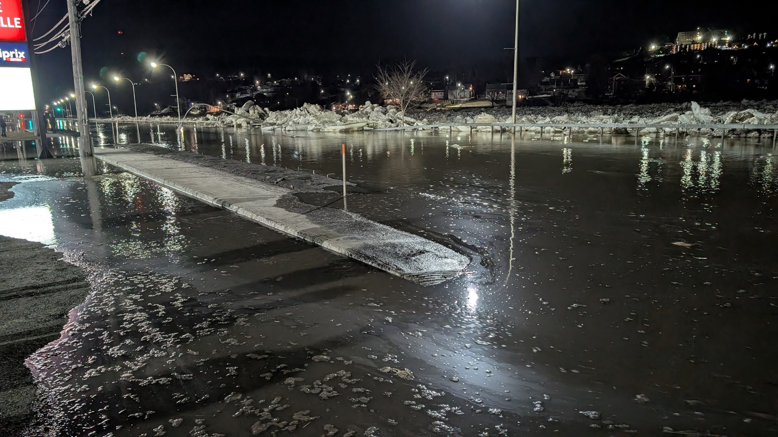 Mouvement des glaces: inondations à Beauceville