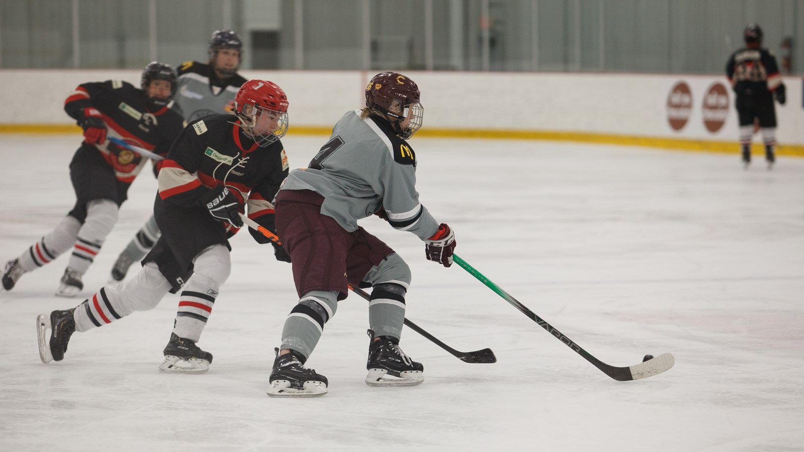 Le Tournoi de hockey féminin de Saint-Georges bat son plein