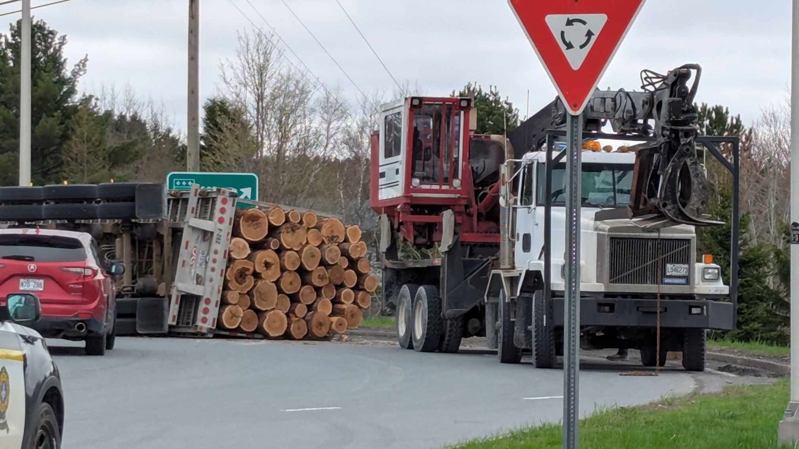Camion renversé à Saint-Georges