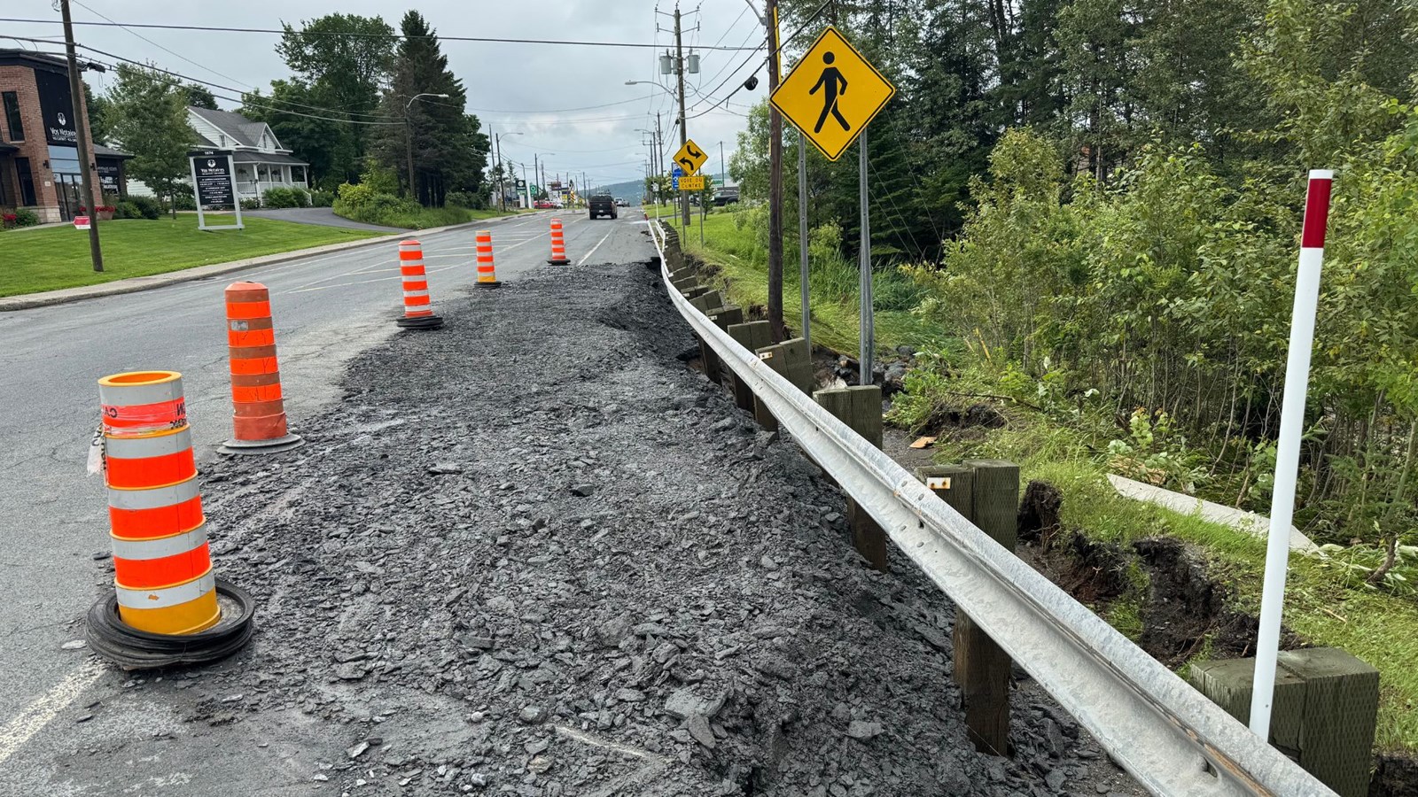 Lac-Etchemin: intersection route 277 et rue Lafontaine