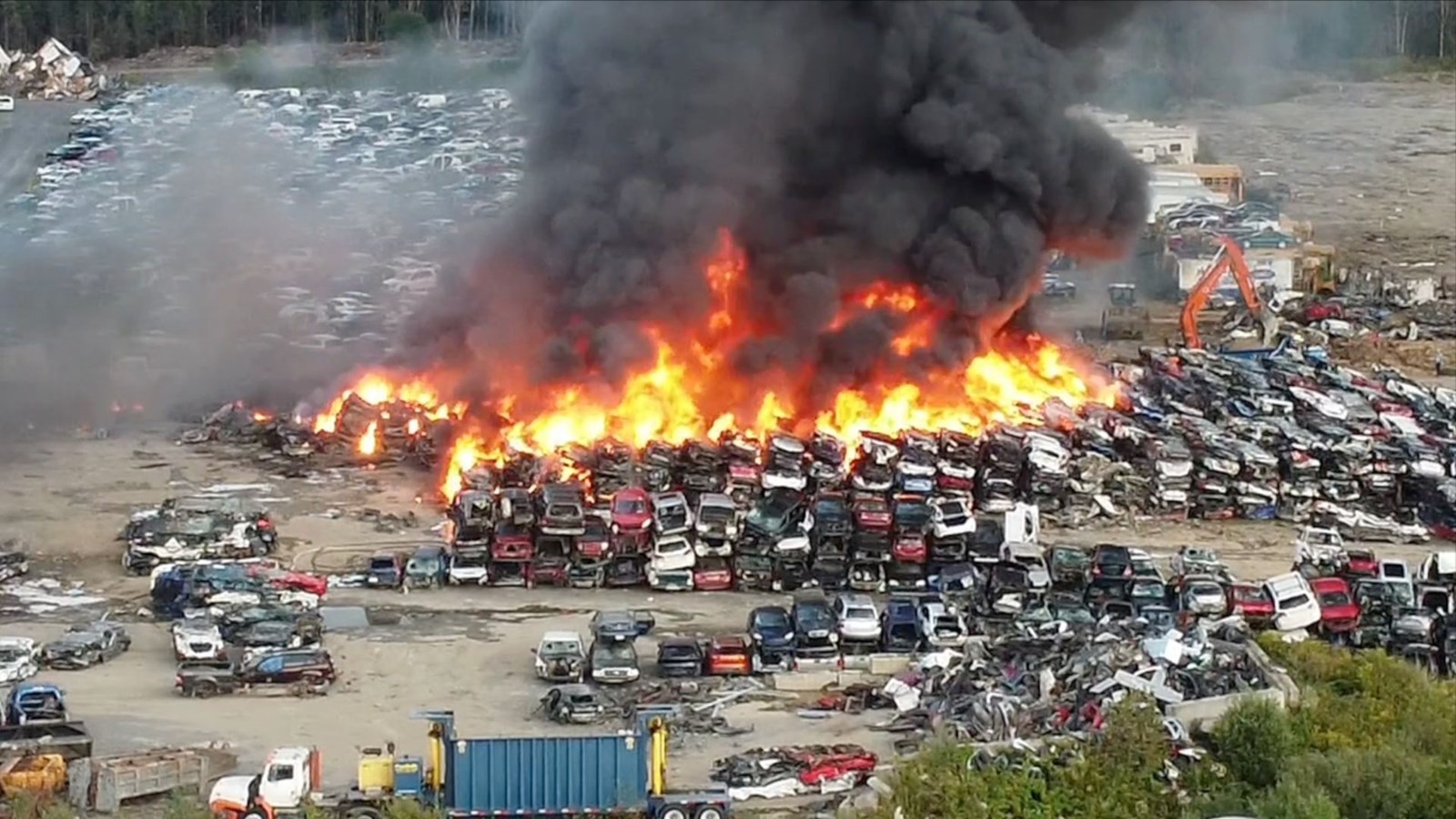 Saint-Philibert : l'incendie majeur vue du ciel