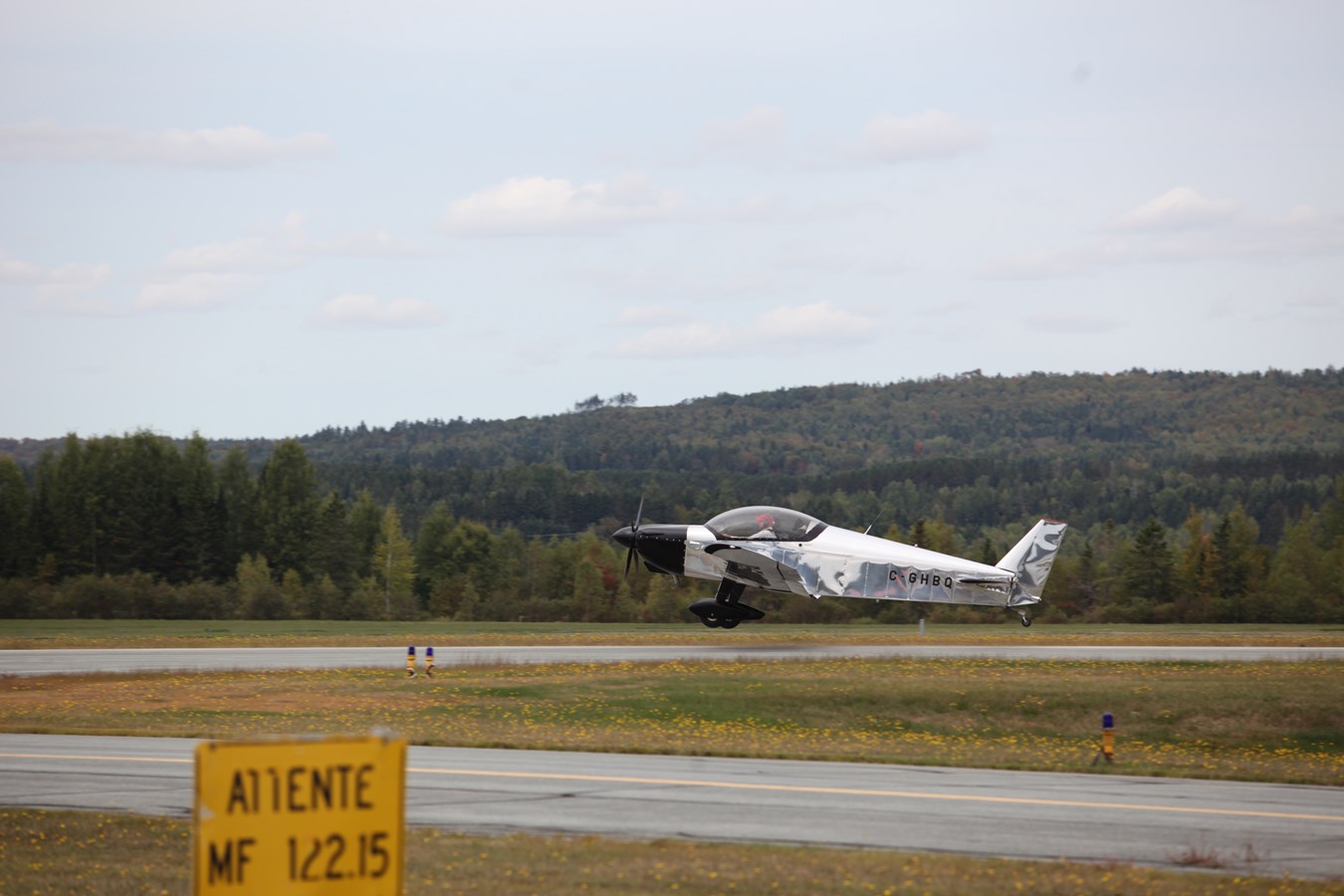 L’aéroport de Saint-Georges accueille un rassemblement de passionnés d’aviation