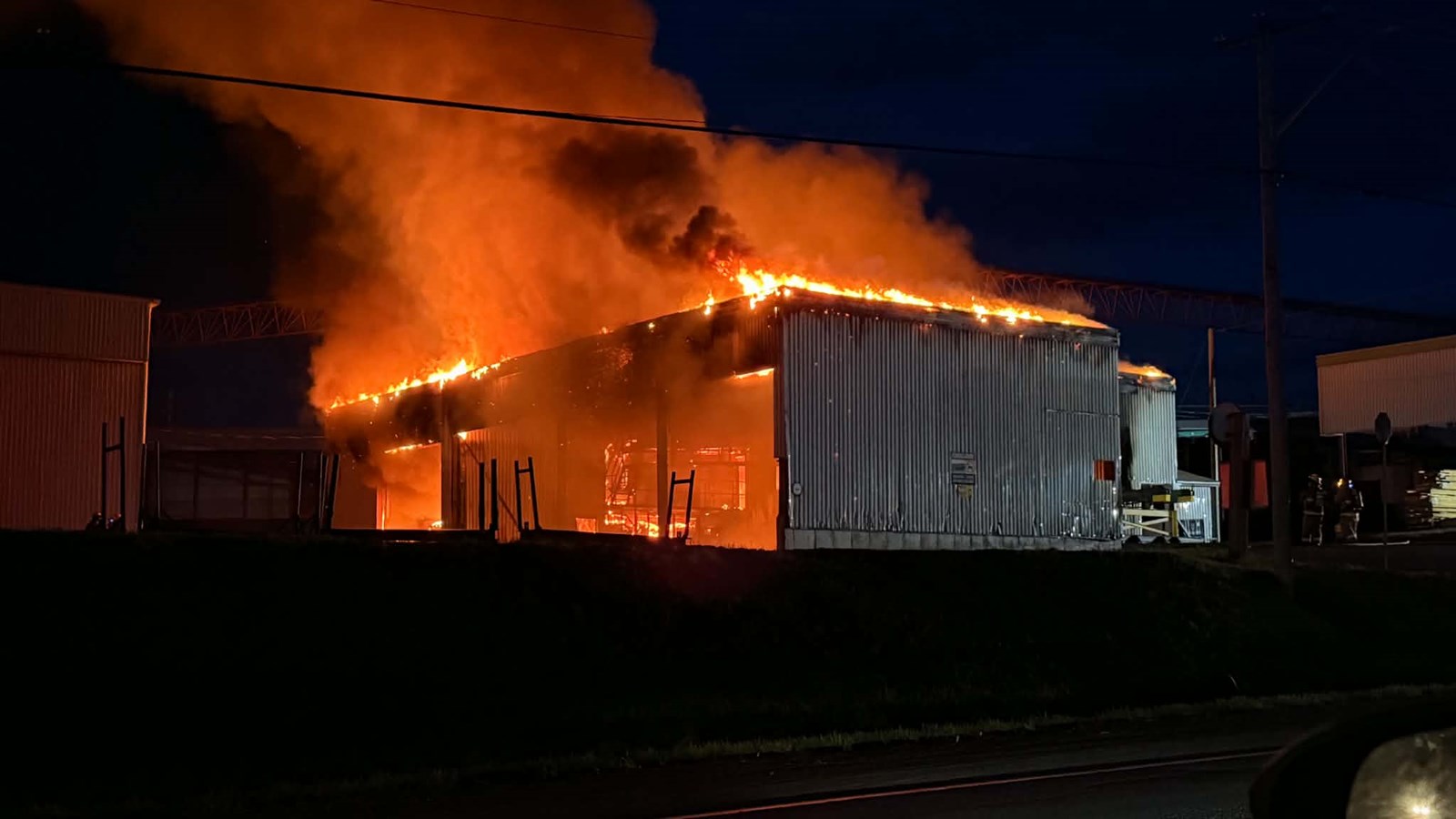 Un incendie touche une industrie à Saint-Côme-Linière