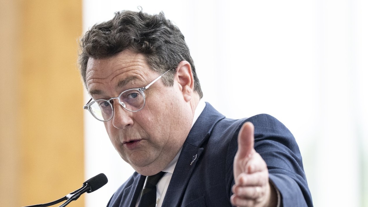 Droits de douane: «ils sont assez loin d’une entente», affirme Bernard Drainville