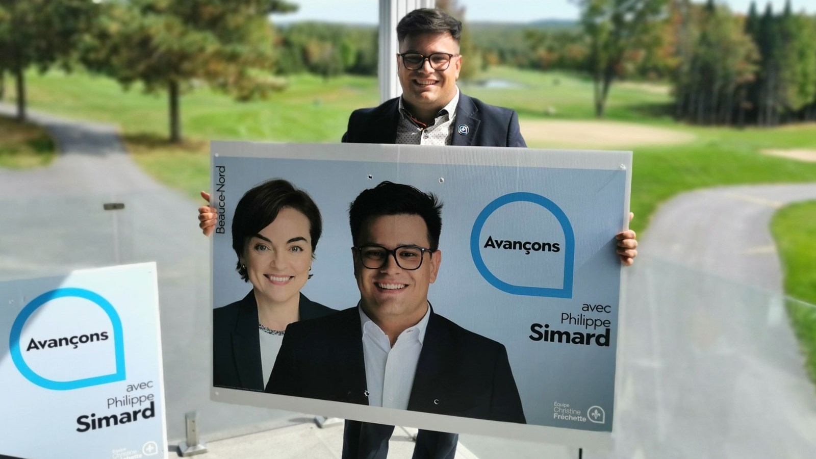 PHIL-SIM.jpg