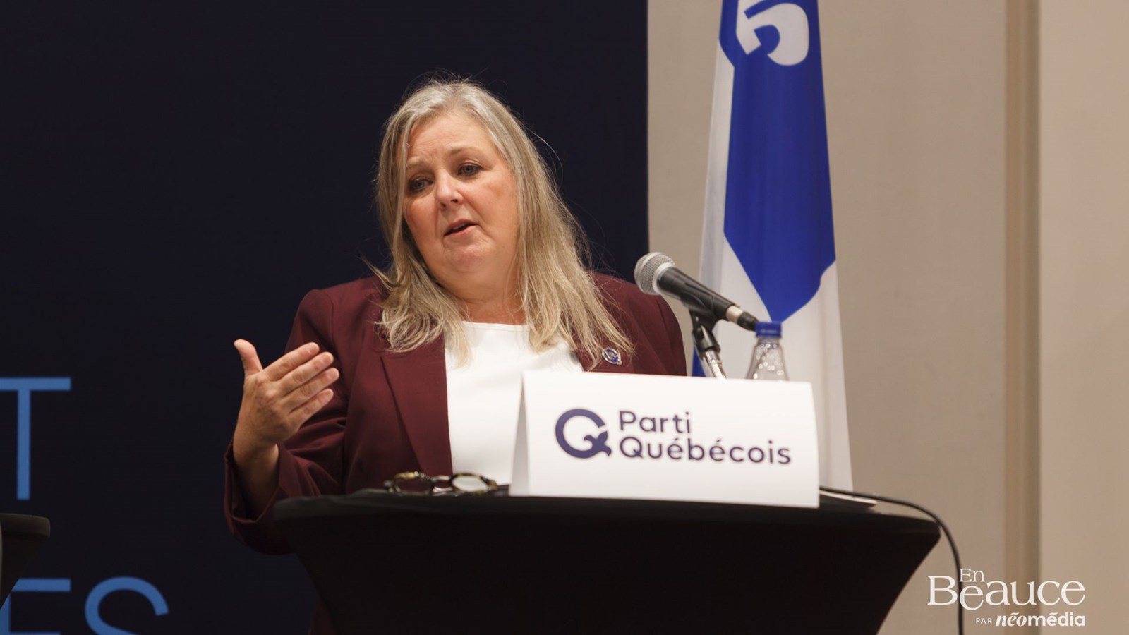 ANGÈLE BOUFFE.jpg