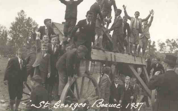 Jeunes en 1937
