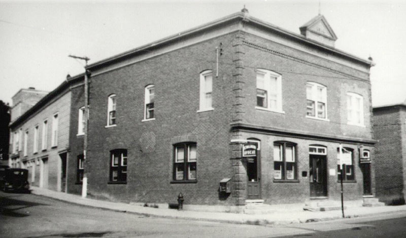 En 1916