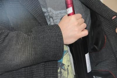 Une succursale de la SAQ prise d'assaut par le vol à l'étalage