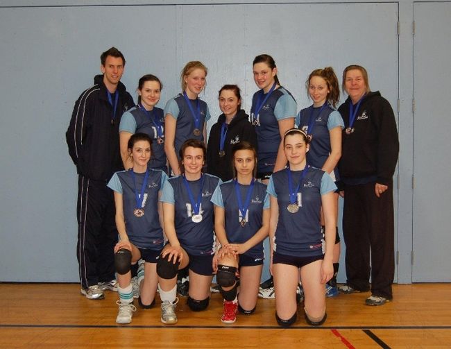 Médaille d'argent pour les Libellules 15 ans au championnat provincial de Volleyball Québec