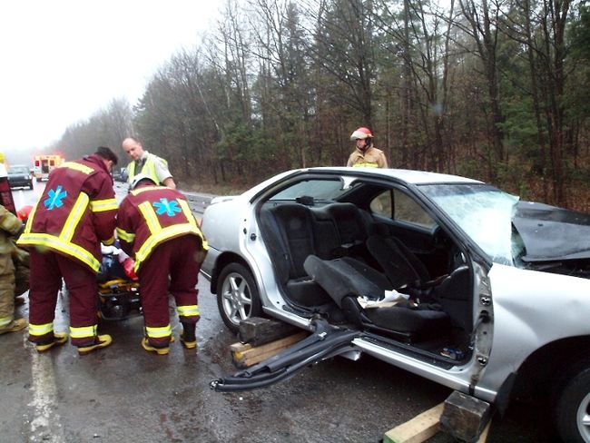 Deux blessés dans un accident à Sainte-Mélanie