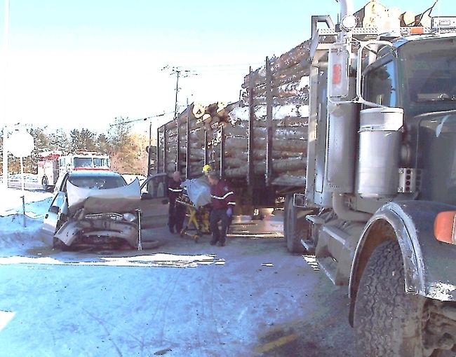 Un accident fait trois blessés