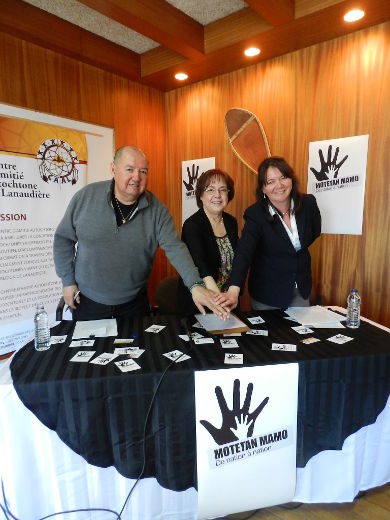 Francine Raynault rejoint les Atikamekw dans leur mouvement à Joliette
