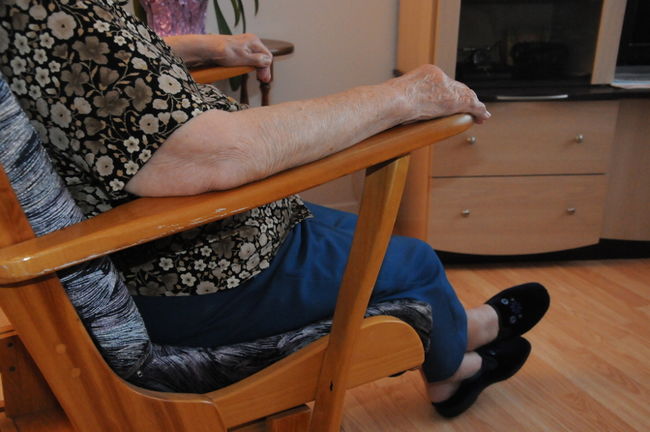35 % des gens âgés de 75 ans et plus vivent seuls